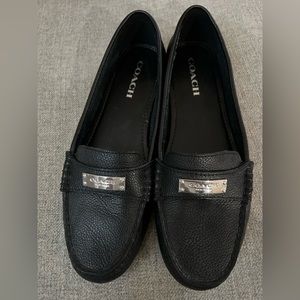 Black Coach Women's Fredrica Pebbled Leather Loafers
Moccasin Shoes Size 10